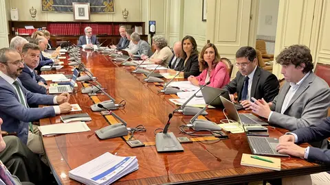 11:30 horas. Sede del CGPJ, calle Marqu&eacute;s de la Ensenada, 8. MadridLa consejera de Presidencia, Interior, Justicia y Acci&oacute;n Exterior en funciones, Paula Fern&aacute;ndez, asiste a la reuni&oacute;n de las comunidades que comparten el sistema de gesti&oacute;n procesal Avantius Justicia (Arag&oacute;n, Navarra, Euskadi y Cantabria).