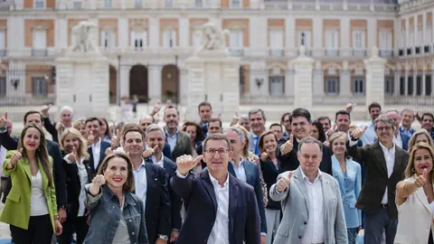 Alberto Nu&ntilde;ez Feijoo, presidente del PP, presenta a los cabezas de lista del Congreso de los Diputados con los que concurrir&aacute; el 23J