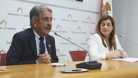 EuropaPress_5274808_La_presidenta_del_Partido_Popular_de_Cantabria_Ma