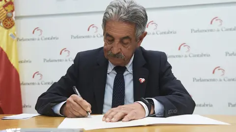 EuropaPress_5274828_El_secretario_general_del_PRC_Miguel_Angel_Revill