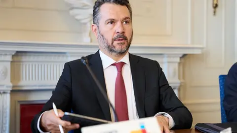 23/6/23  SANTANDER
uimp 
XL Seminario de APIE. La econom&iacute;a de la Democracia. De la transici&oacute;n y la entrada en la UE hasta la crisis de la pandemia

Rodrigo Buenaventura, presidente de la Comisi&oacute;n Nacional del Mercado de Valores (CNMV)

FOTO: Juan Manuel Serrano Arce

