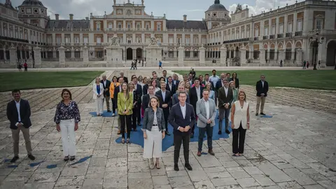 Alberto Nu&ntilde;ez Feijoo, presidente del PP, presenta a los cabezas de lista del Congreso de los Diputados con los que concurrir&aacute; el 23J