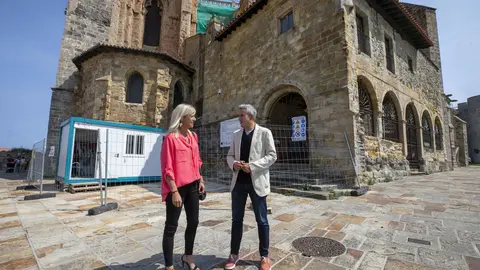 12:00 horas. Castro Urdiales
El vicepresidente y consejero de Universidades, Igualdad, Cultura y Deporte en
funciones, Pablo Zuloaga, visita las obras de iluminaci&oacute;n de la iglesia de Santa
Mar&iacute;a de la Asunci&oacute;n.. 27 JUNIO 2023 &copy; Miguel De la Parra