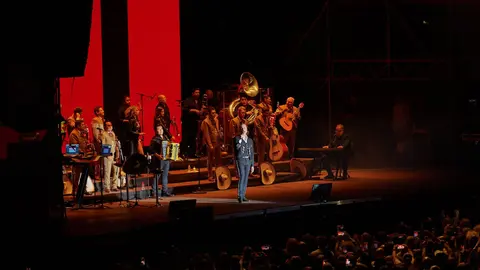 ALEJANDRO FERNÁNDEZ - MÚSICA EN GRANDE 2023 - EL REY LAGARTÓN (3) (1)