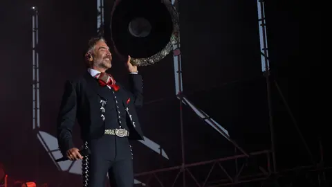 ALEJANDRO FERNÁNDEZ - MÚSICA EN GRANDE 2023 - EL REY LAGARTÓN (15) (1)