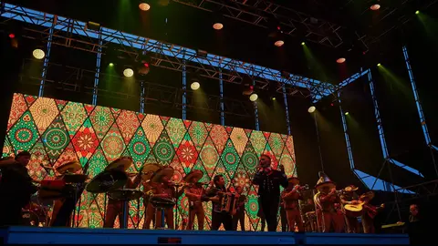 ALEJANDRO FERNÁNDEZ - MÚSICA EN GRANDE 2023 - EL REY LAGARTÓN (33) (1)