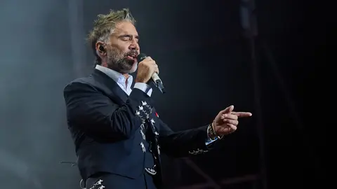 ALEJANDRO FERNÁNDEZ - MÚSICA EN GRANDE 2023 - EL REY LAGARTÓN (51) (1)