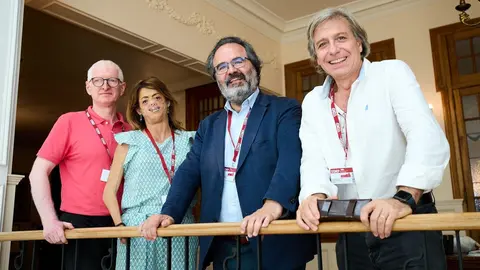 3/7/23  SANTANDER
uimp 
Las enfermedades raras: minoritarias cada una de ellas pero afectan a millones de personas

Llu&iacute;s Montoliu, investigador cient&iacute;fico del CSIC. Centro Nacional de Biotecnolog&iacute;a (CNB-CSIC); Fidela Mir&oacute;n, vicepresidenta de la Federaci&oacute;n Espa&ntilde;ola de Enfermedades Raras (FEDER); Jos&eacute; Antonio Solves, profesor de la Universidad CEU Cardenal Herrera. Vicepresidente de la asociaci&oacute;n para las personas con albinismo (ALBA); Pablo Lapunzina, director cient&iacute;fico del Centro de Investigaci&oacute;n Biom&eacute;dica en Red de Enfermedades Raras (CIBERER)


FOTO: Juan Manuel Serrano Arce

