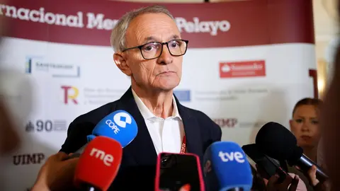 8/7/22  SANTANDER
uimp 
XXVI ENCUENTRO DEL CES. GRANDES DESAF&Iacute;OS PARA LA ECONOM&Iacute;A Y LA SOCIEDAD ESPA&Ntilde;OLAS: EL VALOR DEL DI&Aacute;LOGO
Ant&oacute;n Costas, presidente del Consejo Econ&oacute;mico y Social de Espa&ntilde;a

FOTO: Juan Manuel Serrano Arce
