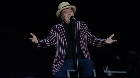 JOAQUÍN SABINA - TORRELAVEGA - EL REY LAGARTÓN (22) (1)