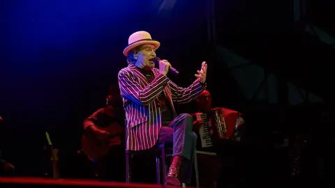 JOAQUÍN SABINA - TORRELAVEGA - EL REY LAGARTÓN (33) (1)