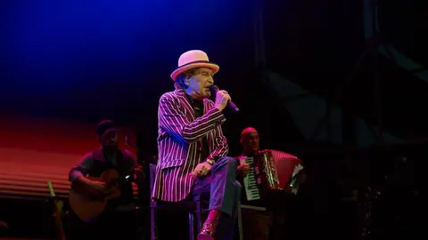 JOAQUÍN SABINA - TORRELAVEGA - EL REY LAGARTÓN (34) (1)