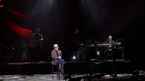 JOAQUÍN SABINA - TORRELAVEGA - EL REY LAGARTÓN (48) (1)