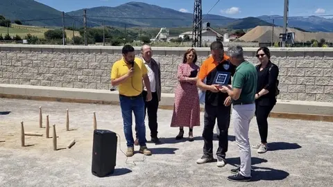 Se homenaje&oacute; a Chuchi Garc&iacute;a y Francisco Javier Pern&iacute;a