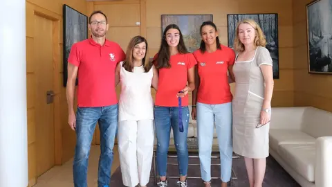 9:30.- Despacho Presidenta. La presidenta de Cantabria, Mar&iacute;a Jos&eacute; Sa&eacute;nz de Buruaga, recibe a Ana Vergara, bronce sub22 de voley playa. 7 de agosto de 2023 &copy; Ra&uacute;l Lucio