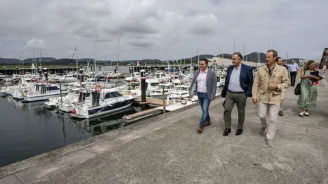 12:00 horas. Santo&ntilde;a
El consejero de Fomento, Ordenaci&oacute;n del Territorio y Medio Ambiente, Roberto Media, visita el Puerto de Santo&ntilde;a junto al alcalde, Jes&uacute;s Gullart.  

