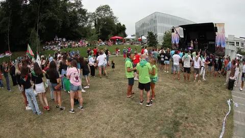 e9bc96fc-4d51-47f4-9b06-0d991073bdc3