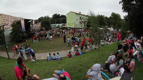 2b70b765-dfde-43a5-b7c3-deb6530d3933