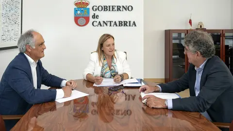 12:00 horas. Despacho de la consejera
La consejera de Presidencia, Justicia, Seguridad y Simplificaci&oacute;n Administrativa, Isabel Urrutia, se re&uacute;ne con el decano del Colegio de Abogados, Andr&eacute;s de Diego Mart&iacute;nez. 
