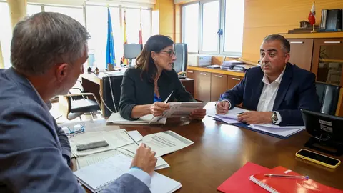 El consejero de Fomento, Ordenaci&oacute;n del Territorio y Medio Ambiente, Roberto Media, se re&uacute;ne con la alcaldesa de Santander, Gema Igual.  
29 AGO 23