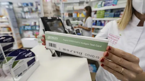 ROBER SOLSONA&hellip;20210722&hellip;..VALENCIA&hellip;.TEST DE ANT&Iacute;GENOS EN FARMACIAS.