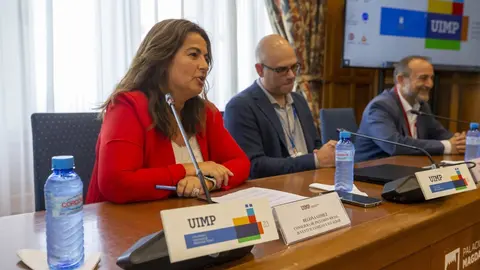 13:05 horas. Palacio de la Magdalena
La consejera de Inclusi&oacute;n Social, Juventud, Familias e Igualdad, Bego&ntilde;a G&oacute;mez del R&iacute;o, clausura el curso &lsquo;Cuidados de larga Duraci&oacute;n&rsquo; de la UIMP. 6 SEPTIEMBRE 2023 &copy; Miguel De la Parra
