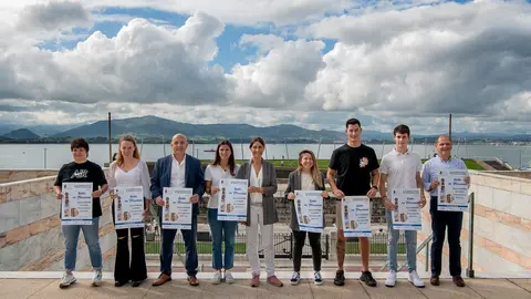11:00 horas. Palacio de Festivales (Sala 30 a&ntilde;os)
La directora general de Deporte, Susana Ruiz, y el presidente de la Federaci&oacute;n C&aacute;ntabra de Bolos, Norberto Ortiz, presentan el 6&ordm; Concurso de Parejas Mixtas de Bolo Palma 'Bolos en femenino'.
13 SEP 23