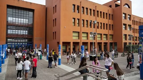 DAVID S. BUSTAMANTE 17/09/2019 SANTANDER/ CANTABRIA Inicio curso facultades Universidad de Cantabria UC