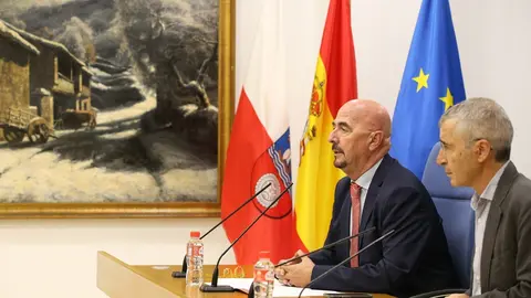 El consejero de Salud, C&eacute;sar Pascual, preside la toma de posesi&oacute;n de Miguel &Aacute;ngel Soria como subdirector del Servicio C&aacute;ntabro de salud. 
2 oct 23