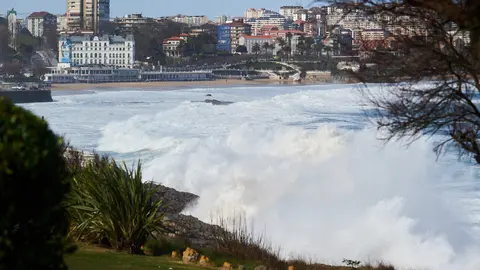 25FEB22 SANTANDER

EP Temporal Maritimo 
  

Fotos: juan manuel serrano arce