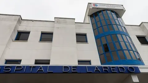 09:30 horas. Hospital de Laredo. El vicepresidente y consejero de Universidades, Igualdad, Cultura y Deporte, Pablo Zuloaga, acompa&ntilde;ado por el consejero de Sanidad, Miguel Rodr&iacute;guez, visitan el Hospital de Laredo. 13 de octubre de 2020 &copy; Ra&uacute;l Lucio