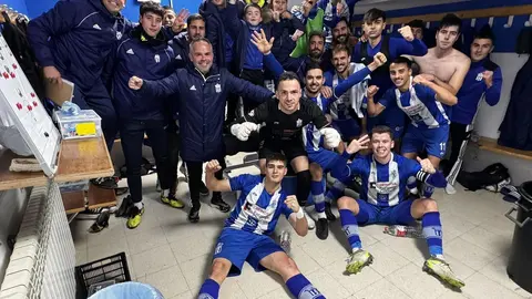 El Naval celebra su tercera victoria consecutiva