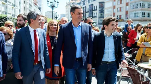 20/05/2019  SANTANDER

PSOE en santander

Pedro Sanche, Pablo Zuloaga, Pedro Casares

FOTO: JUAN MANUEL SERRANO ARCE