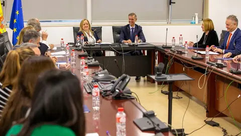 09.00 horas. Sala de Videoconferencias del Gobierno de Cantabria (1&ordf; planta)
La consejera de Presidencia, Justicia, Seguridad y Simplificaci&oacute;n Administrativa,
Isabel Urrutia, se re&uacute;ne para impulsar un Pacto para la Justicia. 27 noviembre 2023 &copy; Miguel De la Parra