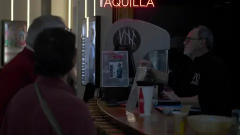 La Fiesta del Cine regresa del 15 al 18 de mayo en los Cines Embajadores, a 14 de abril de 2023, en Madrid (Espa&ntilde;a). La 20&ordf; edici&oacute;n de la Fiesta del Cine se celebrar&aacute; en toda Espa&ntilde;a del 15 al 18 de mayo, fechas en las que los espectadores podr&aacute;n disfrutar de todas las pel&iacute;culas de la cartelera al precio especial de 3,50 euros por entrada. Las acreditaciones para participar en el evento se pueden conseguir desde ayer, 13 de abril, y la venta anticipada de las entradas comenzar&aacute; el pr&oacute;ximo 10 de mayo.