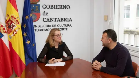 10.30.- Despacho de la consejera
La consejera de Cultura, Turismo y Deporte, Eva Guillermina Fern&aacute;ndez, se re&uacute;ne con el alcalde de Marina de Cudeyo.