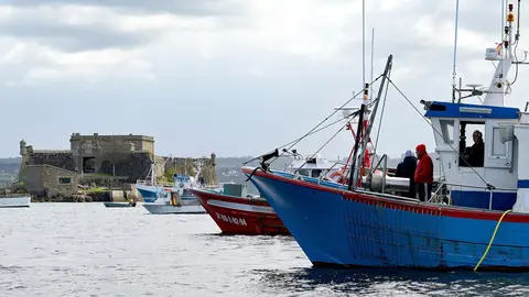 A Coru&ntilde;a
D&aacute;rsena de A Marina
La Cofrad&iacute;a de pescadores de A Coru&ntilde;a hace un paro de la flota artesanal en se&ntilde;alan de protesta contra el reglamento de control de la UE
26/03/2021
Foto: M. Dylan / Europa Press