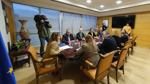 8:45 horas. Gobierno de Cantabria. La presidenta de Cantabria, Mar&iacute;a Jos&eacute; S&aacute;enz de Buruaga, preside la reuni&oacute;n extraordinaria del Consejo de Gobierno. 10 de noviembre de 2023 &copy; Ra&uacute;l Lucio