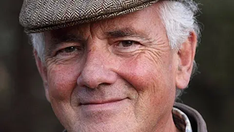 06e6cf75-ac39-4c0c-b9c6-b60b5dfe9dba_16-9-discover-aspect-ratio_default_1086980