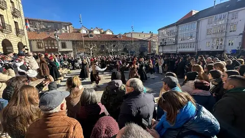 Celebraci&oacute;n en la Plaza