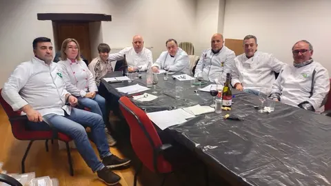 Jurado que ha valorado las 300 ollas presentadas&nbsp;a&nbsp;concurso