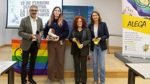 10:00 horas. Sala de Prensa del Gobierno de Cantabria
Las directoras generales de Inclusi&oacute;n Social, Familias e Igualdad, Tamara Gonz&aacute;lez, y de Deporte, Susana Ruiz, junto a la presidenta de ALEGA, Mae Gonz&aacute;lez, presentan la campa&ntilde;a La Liga ArcoIris.