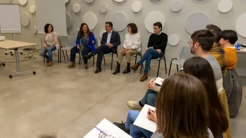 09:30 horas. La Nave de la Casa Joven. Parque de Cros. Malia&ntilde;o, Camargo
La consejera de Inclusi&oacute;n Social, Juventud, Familias e Igualdad, Bego&ntilde;a G&oacute;mez, inaugura el Curso de Especialista en Atenci&oacute;n a la Discapacidad. 19 FEBRERO 2024 &copy; Miguel De la Parra