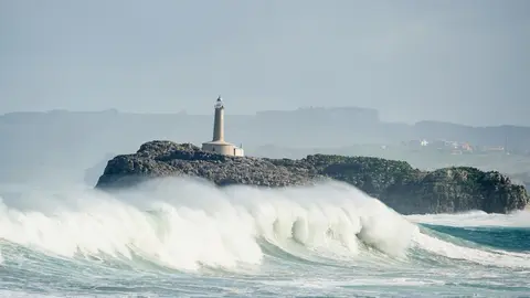25FEB22 SANTANDER

EP Temporal Maritimo 
  

Fotos: juan manuel serrano arce