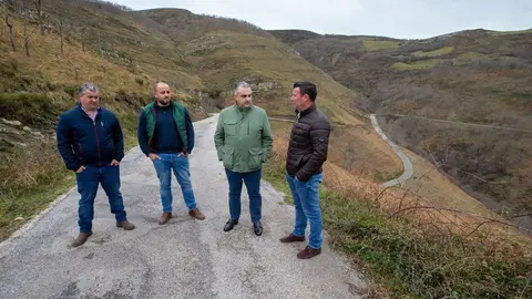 13:30 horas. Lamas&oacute;n
El consejero de Fomento, Ordenaci&oacute;n del Territorio y Medio Ambiente, Roberto
Media, realiza una visita institucional al municipio. 1 marzo 24 &copy;&nbsp;Miguel De la Parra