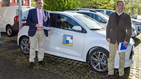 09:30 horas. MARE.  Ctra. Torres-Reoc&iacute;n, B&ordm; La Barquera, 13. Cartes
El consejero de Fomento, Ordenaci&oacute;n del Territorio y Medio Ambiente, Roberto Media, entrega los nuevos coches de MARE.