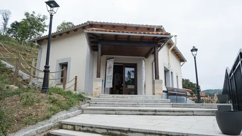 10:30.- Herrer&iacute;as. El consejero de Industria, Turismo, Innovaci&oacute;n, Transporte y Comercio, Javier L&oacute;pez Marcano, inaugura el albergue de Puente El Arrudo. 3 de agosto de 2022 &copy; Ra&uacute;l Lucio
