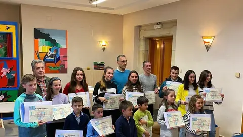 Premios Tres Lineas y Marcap&aacute;ginas 24