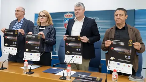 13/05/2024 11:15 horas. Sala de Prensa del Gobierno
Los consejeros de Cultura, Turismo y Deporte, Eva Guillermina Fern&aacute;ndez, y de Econom&iacute;a, Hacienda y Fondos Europeos, Luis &Aacute;ngel Ag&uuml;eros, presentan el Seminario Internacional de Territorios por el Primer Arte.