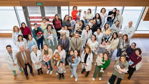 12:55 horas. Hospital Universitario Marqu&eacute;s de Valdecilla. Sal&oacute;n G&oacute;mez Dur&aacute;n
El consejero de Salud, C&eacute;sar Pascual, clausura el acto de homenaje a las donantes de leche.